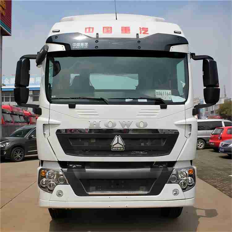 Heavy Duty Truck HOWO T5G Tractor